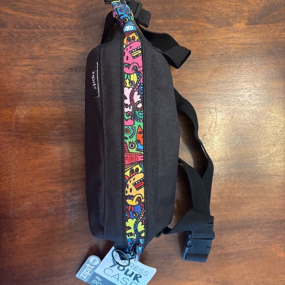 ZipIt Handbags - NWT ZipIt Flip Pouch Fanny Pack